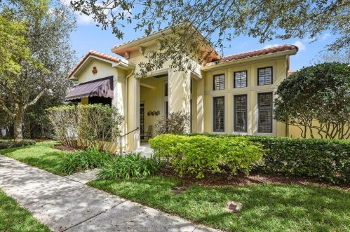 1955 Robin Rd, Orlando, FL 32814-6543