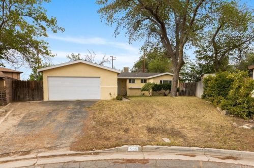 535 Lingard St, Lancaster CA 93536-8362 exterior