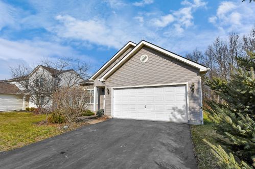 643 Keltonhurst Dr, Pataskala OH 43062-7363 exterior