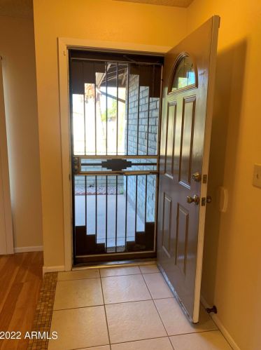 4627 Puget Ave, Glendale, AZ 85302-5233