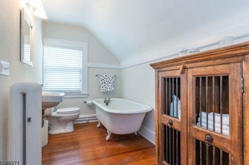 9 Princeton Pl, Montclair NJ  07043-1312 exterior