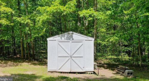5009 Greenbranch St, Partlow, VA 22534-9769