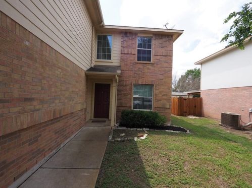 304 Meadow Park Dr, Georgetown TX  78626-6363 exterior