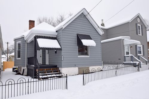 911 Maple Ave, Newport, KY 41074-1417