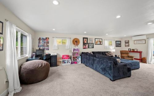2322 Finch Ln, San Diego CA  92123-3715 exterior
