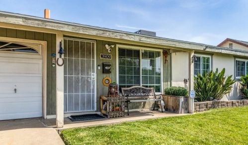 3909 Meramonte Way, North Highlands, CA 95660-4824
