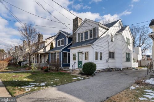 733 Hathaway Ln, Ardmore, PA 19003-2019