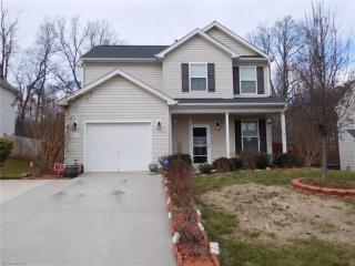 3810 Maribeau Woods Dr, Greensboro, NC 27407-5583