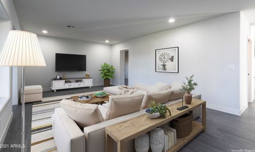 6803 15 St, Phoenix AZ 85040-2321 exterior