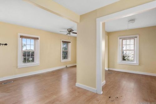 35 Market St, Putnam CT  06260-1719 exterior