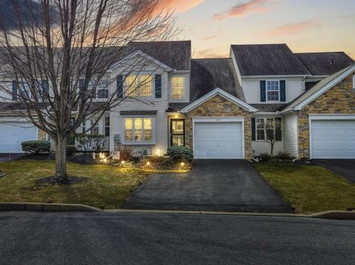 275 Park Ridge Dr, Easton, PA 18040-7966