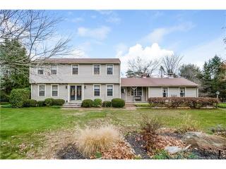 17 Old Country Rd, Colchester, CT 06415-2211