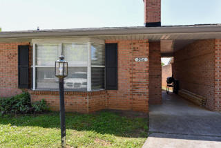 906 Windridge Dr, Maryville, TN 37803-6763