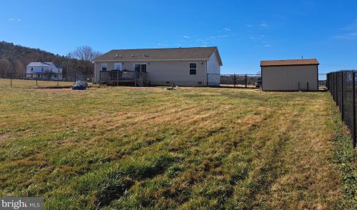 921 Fairview Rd, Richmond National Battlefiel VA  22835-5605 exterior