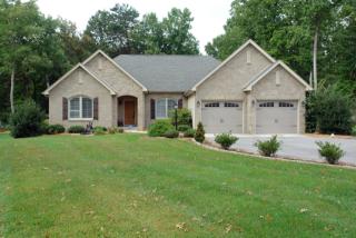 217 Deer Creek Dr, Crossville, TN 38571-0281