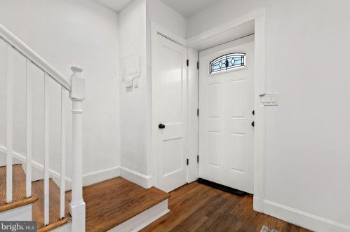 182 35th St, Washington, DC 20019-7421