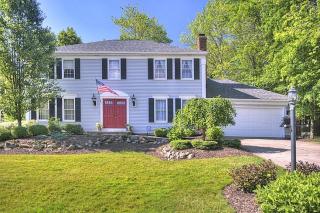 16753 Beech Cir, Cleveland, OH 44136-7405