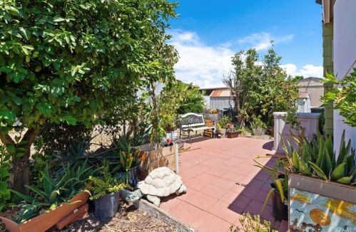 455 7th St, San Jacinto CA  92583-4801 exterior