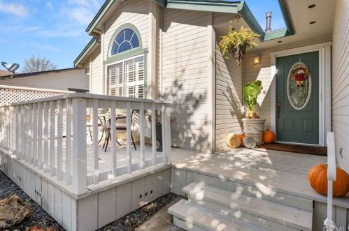 18168 Deer Hollow Rd, Middletown CA  95467-8002 exterior