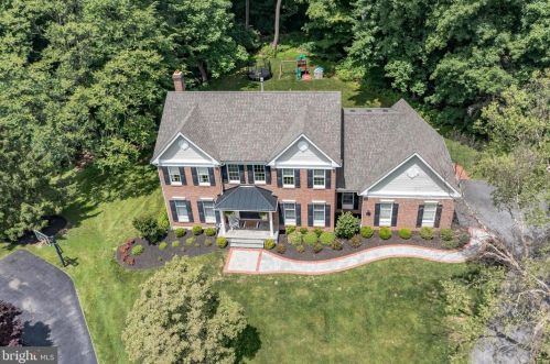 13 Canterbury Way, Thornton, PA 19373-1138