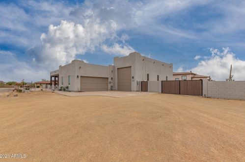 15323 Balancing Rock Rd, Sun City, AZ 85387-6395