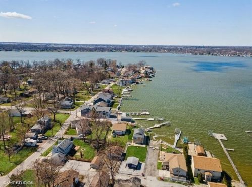 7216 133rd Ct, Cedar Lake IN  46303-9405 exterior