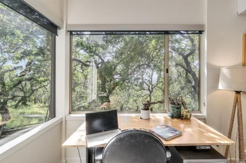 4833 Skycrest Way, Santa Rosa CA  95405-8798 exterior