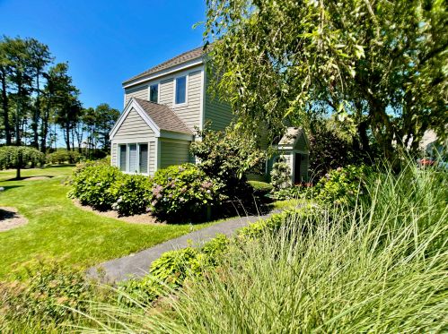 55 Trevor Ln, Brewster, MA 02631-3016