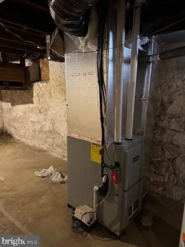 1812 Boas St, Harrisburg PA  17103-1526 exterior