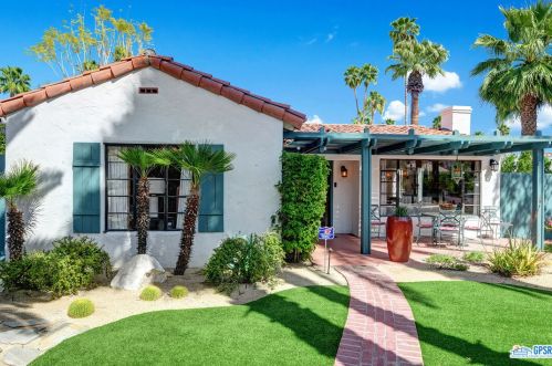 564 Camino Real, Palm Springs CA  92262-6010 exterior