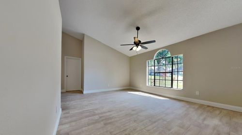 719 Pine Terrace Ct, Altamonte Springs, FL 32714-1802