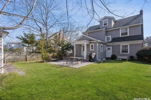 970 Allen Ln, Woodsburgh NY  11598-1705 exterior