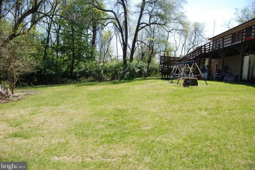 43 Orchard Tree Dr, Front Royal, VA 22630-5807