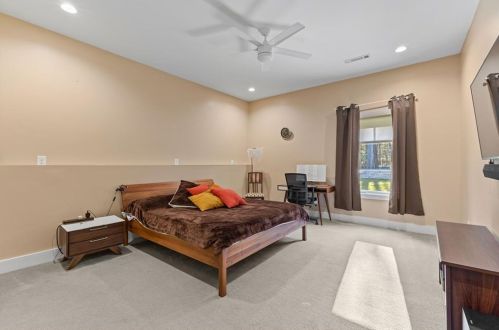 215 Diamond Pt, Fayetteville GA  30215-5149 exterior