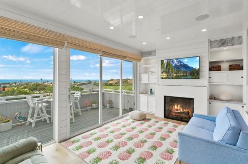 12 Land Fall Ct, Newport Beach, CA 92663-2306