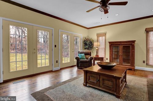 63 Willow Mill Park Rd, Navy Sup Dpt PA  17050-1757 exterior