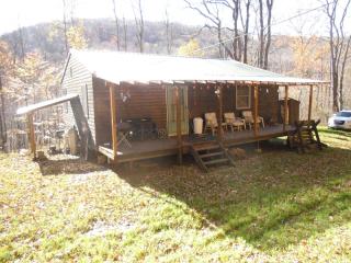 92 Fisk Hollow Rd, Roulette, PA 16746-2422