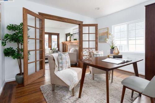 5137 Fairfax Ave, Oakland CA  94601-5410 exterior