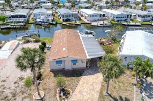 17670 Bryan Ct, Fort Myers Beach FL  33931-7103 exterior