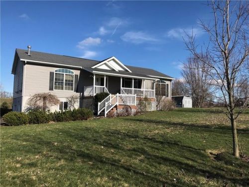 9449 Fatcheric Ln, Weedsport, NY 13166-7475