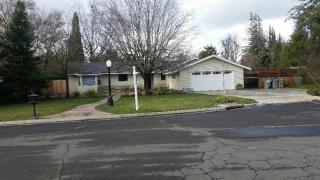 5745 Lafayette Ave, Fresno, CA 93711-2235