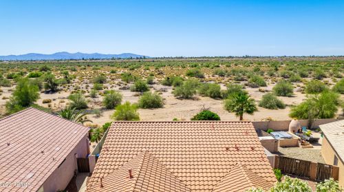 18132 Coyote Lakes Pkwy, Sun City, AZ 85378-2529