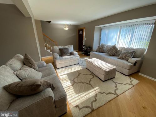 362 Bolton Rd, East Windsor NJ  08520-5507 exterior