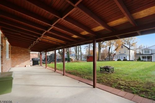 112 Clay Ave, Roselle Park NJ  07204-2008 exterior