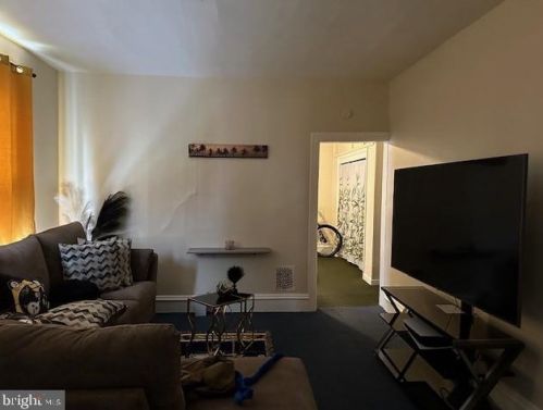 418 3rd St, Rudytown, PA 17070-2288