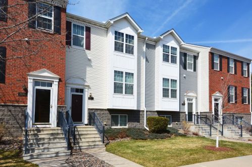 15745 Foliage Ave, Saint Paul, MN 55124-3343