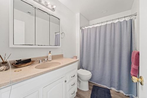 9378 Manor Dr, La Mesa CA  91942-3618 exterior