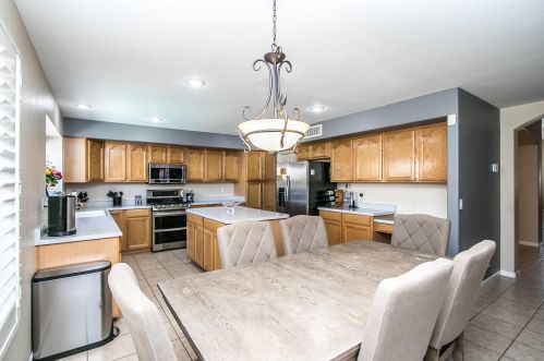 1434 Spur Ave, Gilbert AZ  85296-1946 exterior