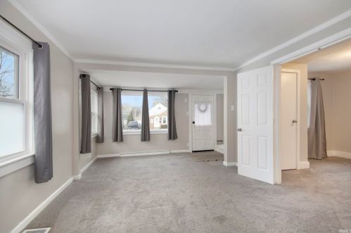 1809 Homewood Ave, Mishawaka IN  46544-2639 exterior