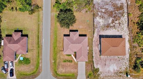 2918 44 St, Lehigh Acres FL 33976-4758 exterior